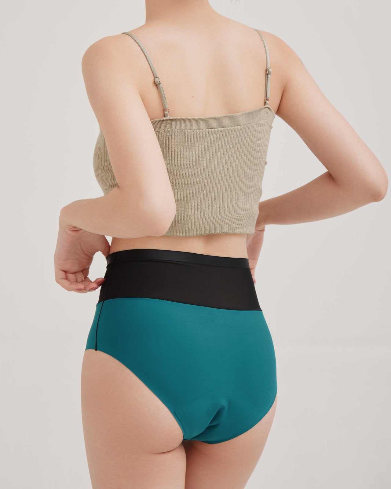 All-Day Bloating Support Leakproof Hi-Waist Briefs